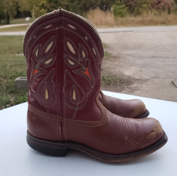 Vintage Kid's Acme Scrolled and Floral Cutout Boots Collectible - Picture 7 of 12